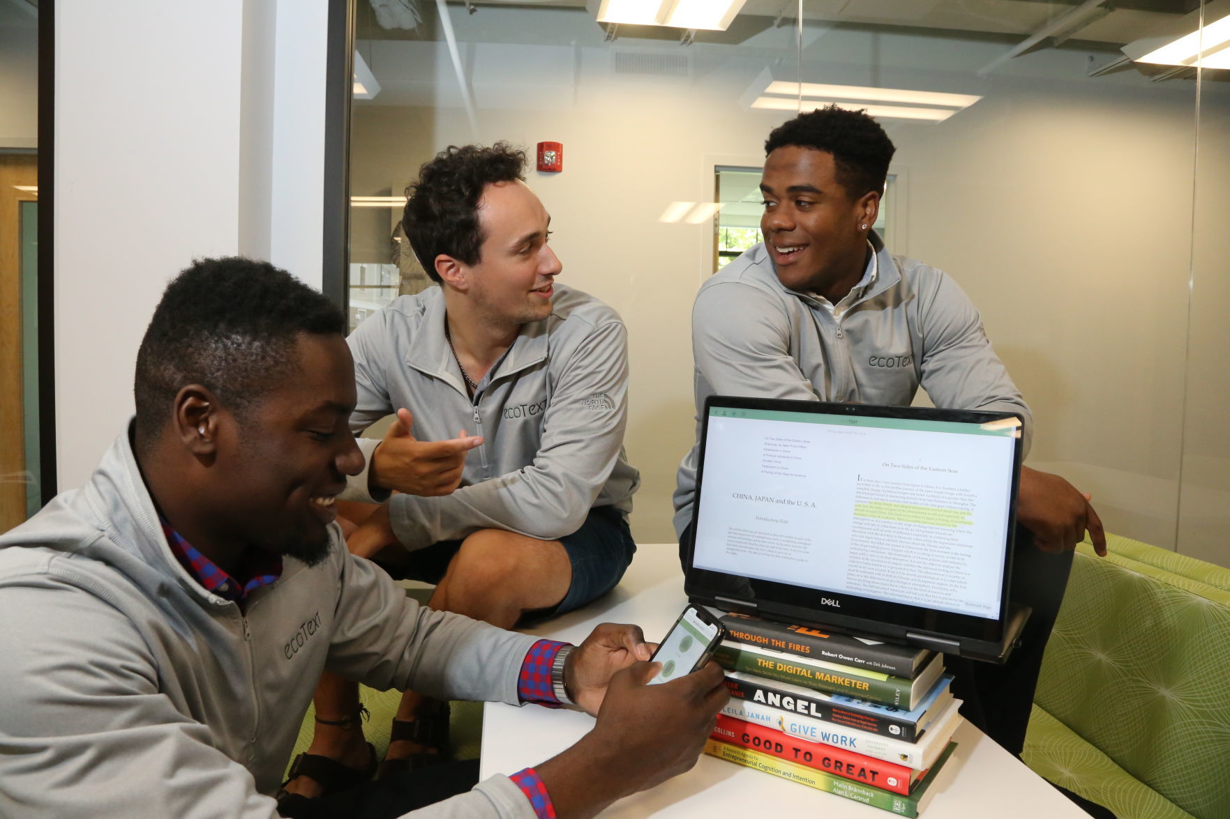 ecoTEXT founders